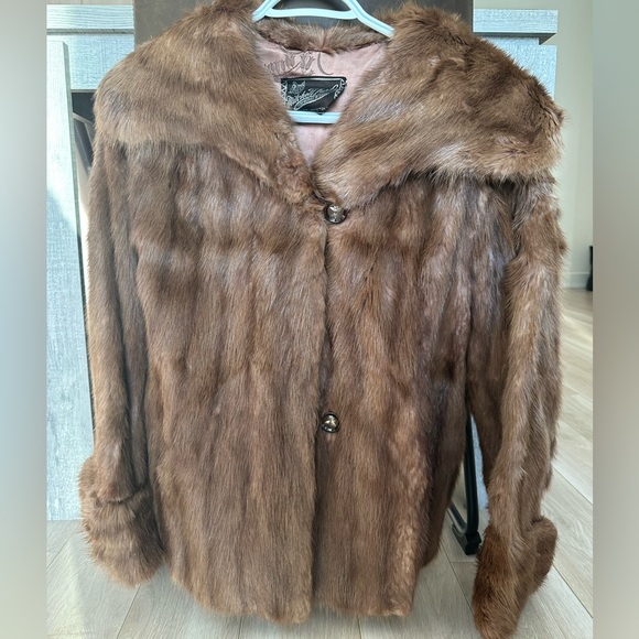 Real Mink fur vintage coat - fits like a small - Picture 2 of 3